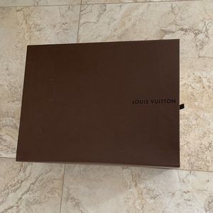 Louis Vuitton box